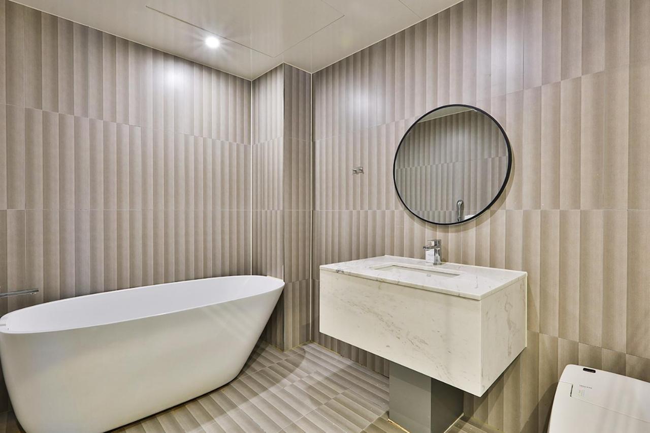 Brown Dot Hotel Jeonggwan Pusan Zewnętrze zdjęcie